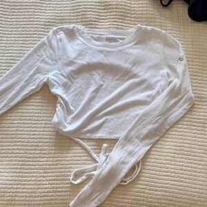 ALO YOGA TIE BACK TOP